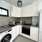 Casa Feliz - One Bedroom With Communal Pool Apartment