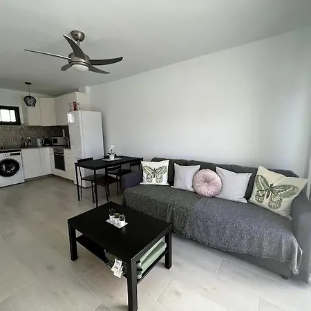 Casa Feliz - One Bedroom With Communal Pool * ティアス