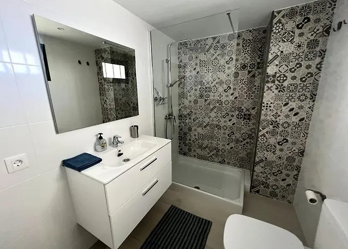 Casa Feliz - One Bedroom With Communal Pool Apartment Tias