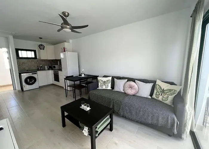 Casa Feliz - One Bedroom With Communal Pool * Tias