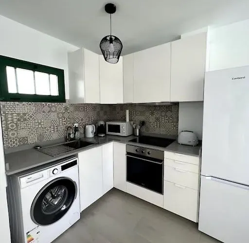 Casa Feliz - One Bedroom With Communal Pool Apartment Tias